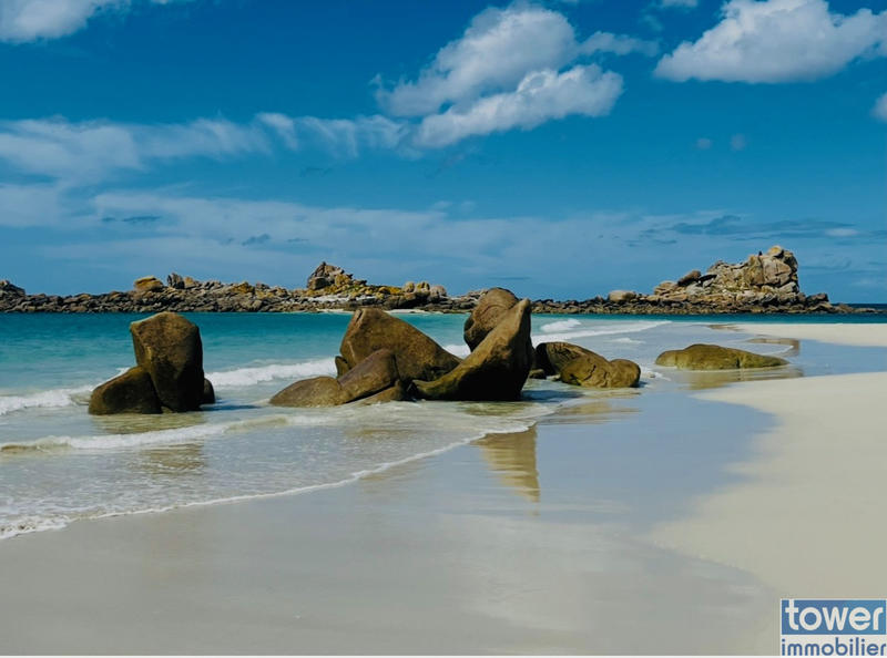 Propriété - 330 m² - 13 pièces