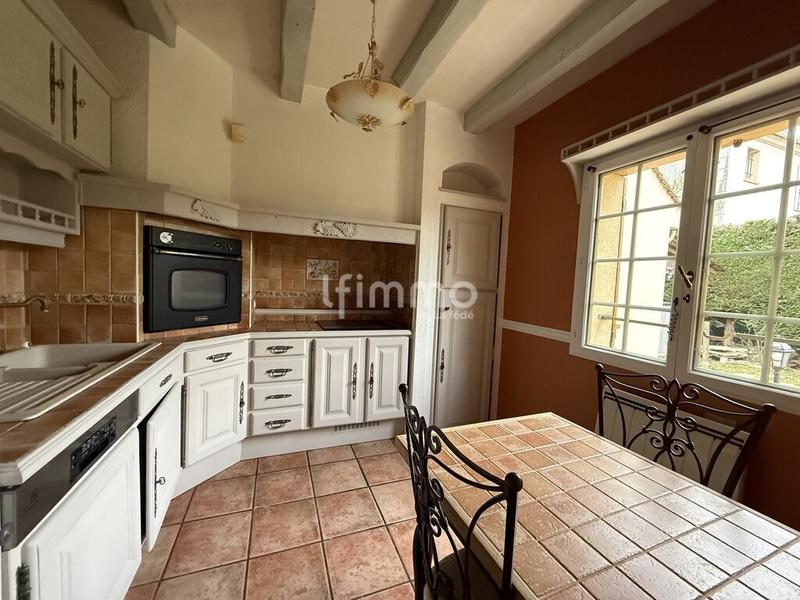 Maison - 100 m² - 6 pièces