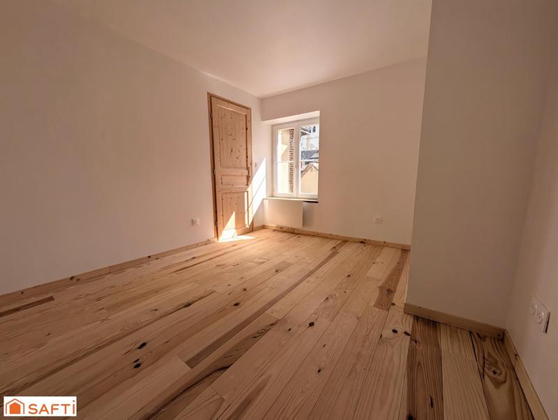 Maison - 160 m² - 9 pièces