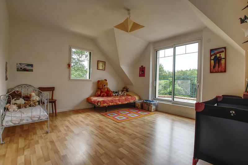 Maison - 165 m² - 8 pièces