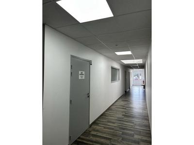 Local commercial - 99 m²