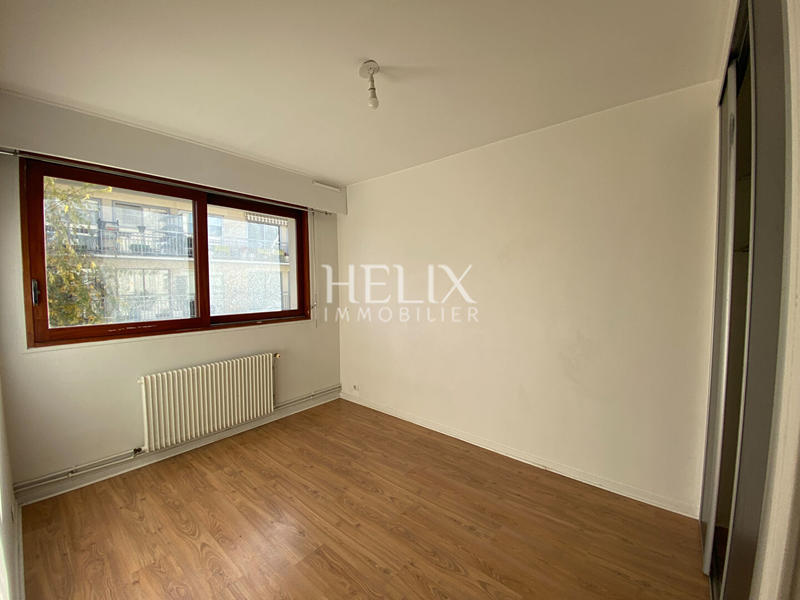 Appartement - 98 m² - 5 pièces