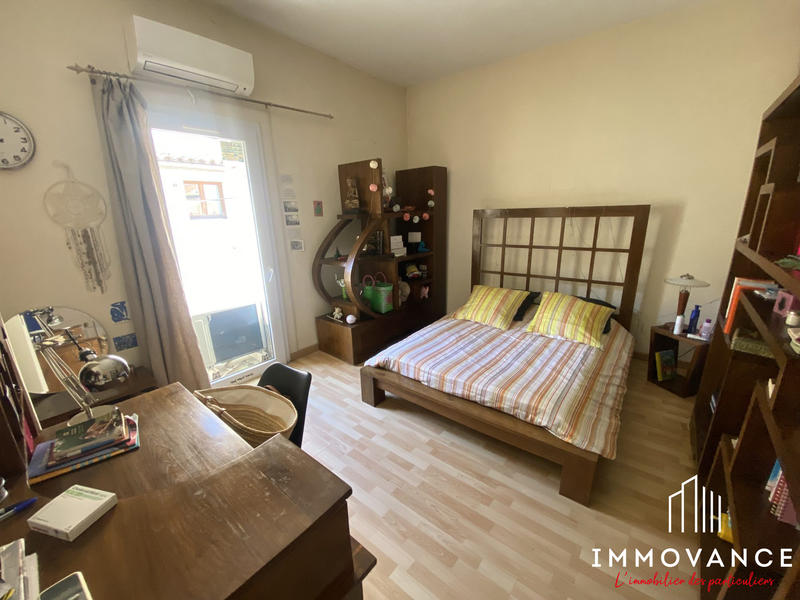 Maison - 244 m² - 7 pièces