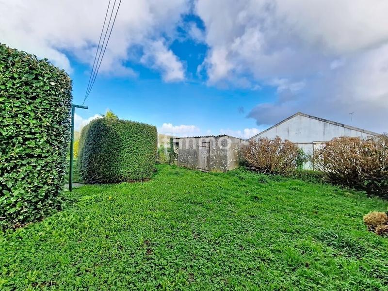 Terrain constructible - 681 m²