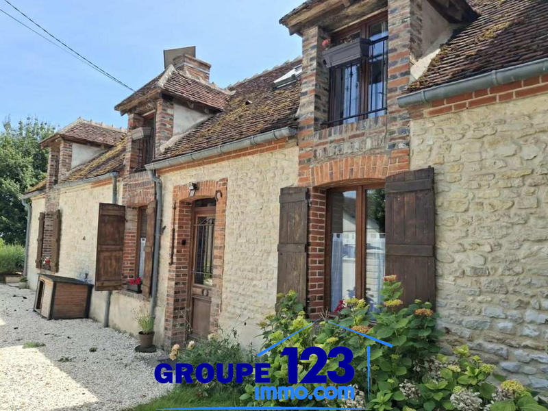 Maison - 90 m² - 4 pièces