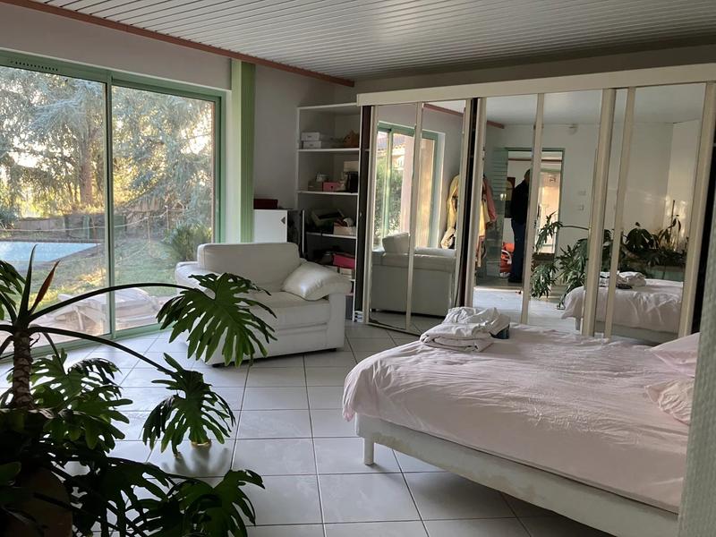 Maison - 200 m² - 5 pièces