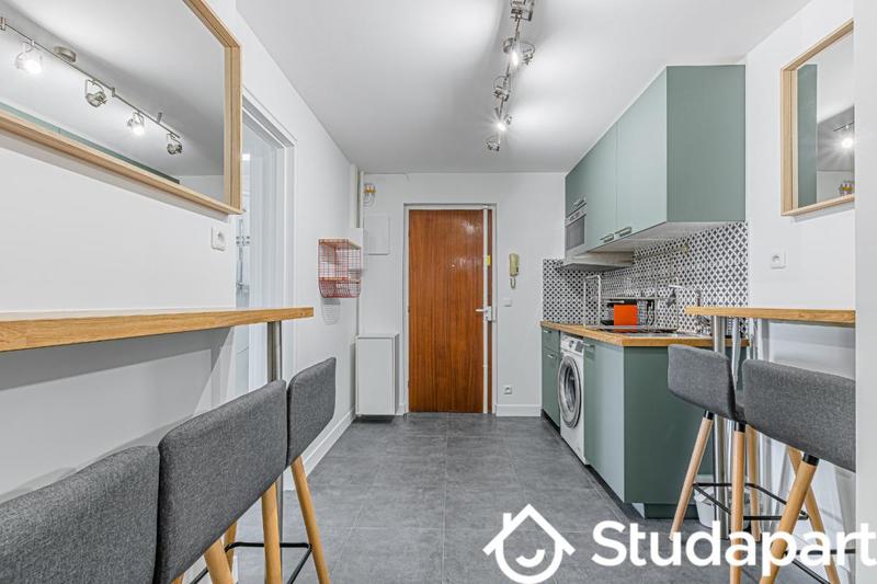 Chambre - 10 m² - 1 pièce