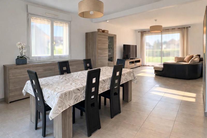 Maison - 100 m² - 5 pièces