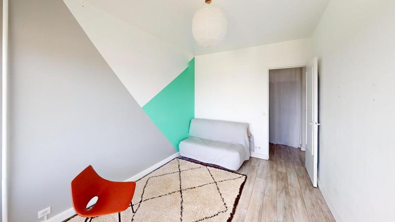 Appartement - 80 m² - 4 pièces