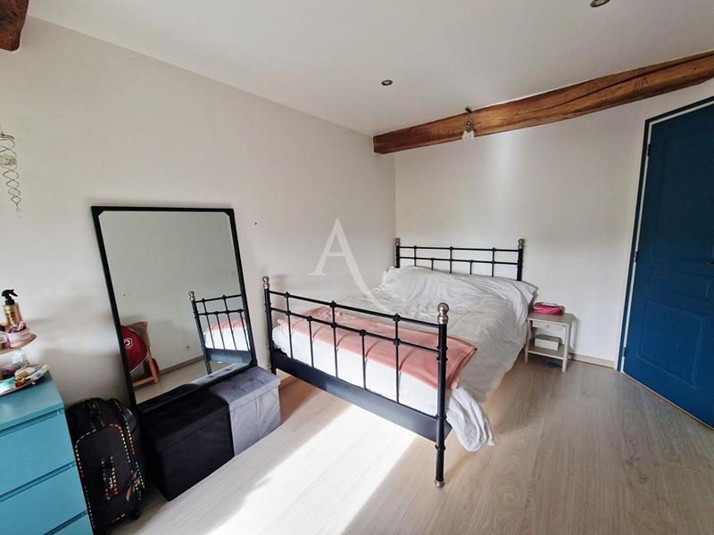 Maison - 176 m² - 7 pièces