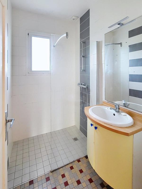 Maison - 88 m² - 6 pièces