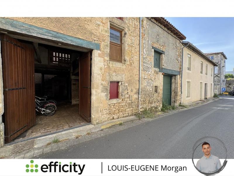 Maison - 233 m² - 8 pièces