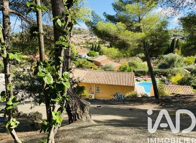 Maison - 103 m² - 4 pièces