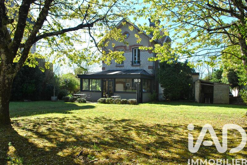 Maison - 135 m² - 6 pièces