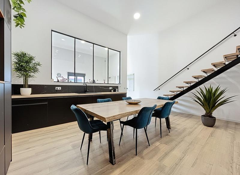 Local d'activités - 180 m²