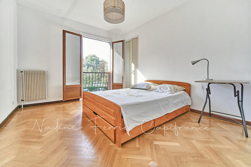 Appartement - 105 m² - 4 pièces