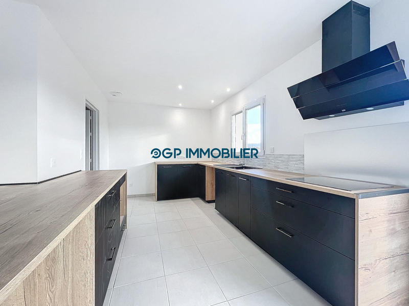 Maison - 95 m² - 4 pièces