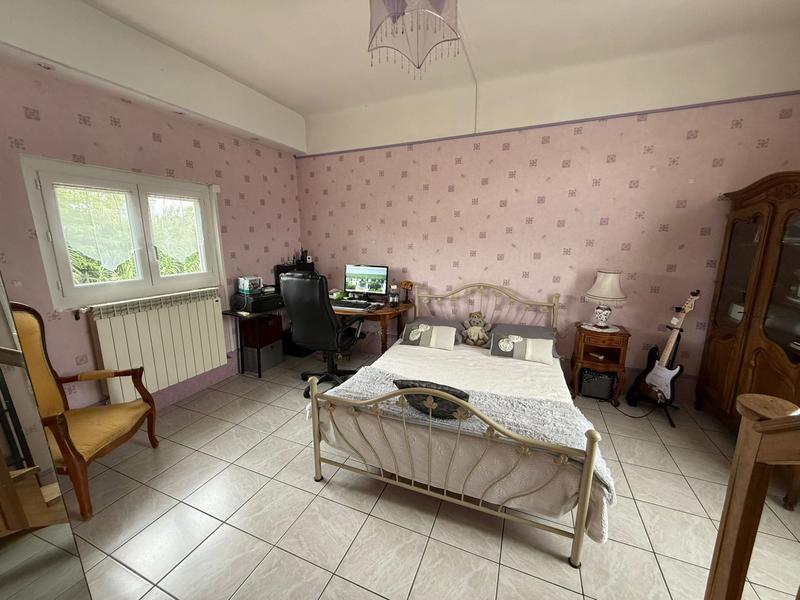 Maison traditionnelle - 175 m² - 6 pièces