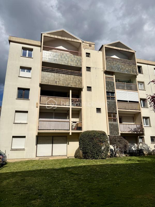 Appartement - 82 m² - 4 pièces