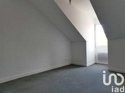 Maison - 96 m² - 5 pièces