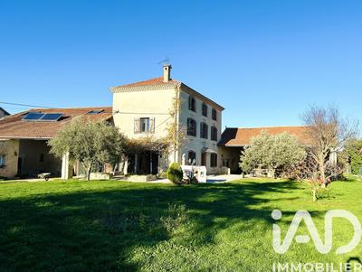 Maison - 315 m² - 10 pièces