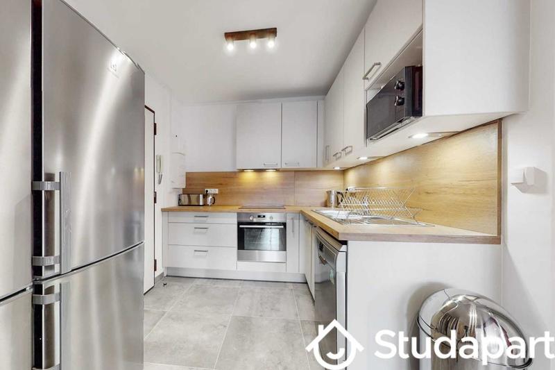 Chambre - 11 m² - 1 pièce