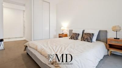 Appartement - 111 m² - 4 pièces