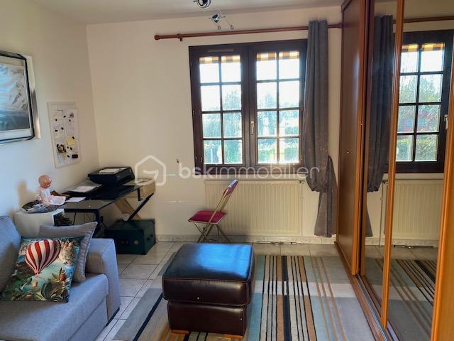 Maison traditionnelle - 119 m² - 6 pièces