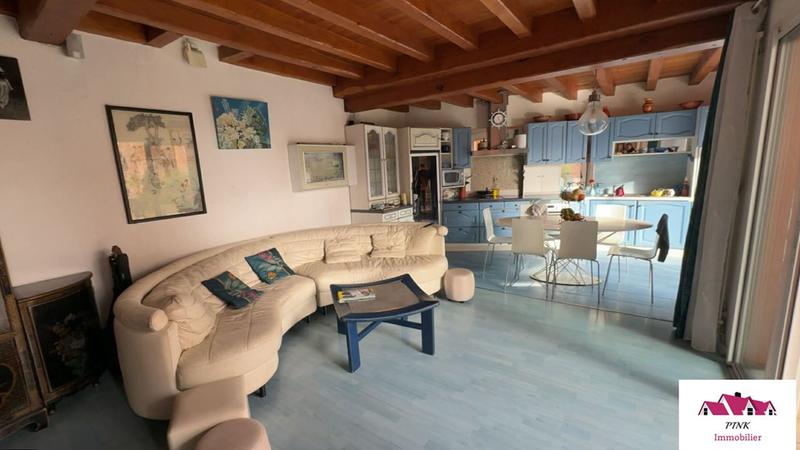 Immeuble - 611 m² - 1 pièce