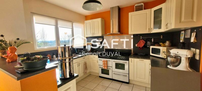 Maison - 226 m² - 10 pièces