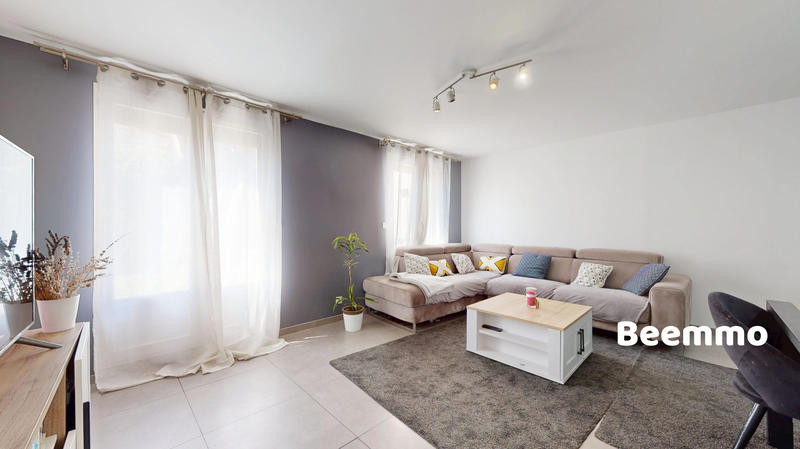 Maison - 91 m² - 5 pièces