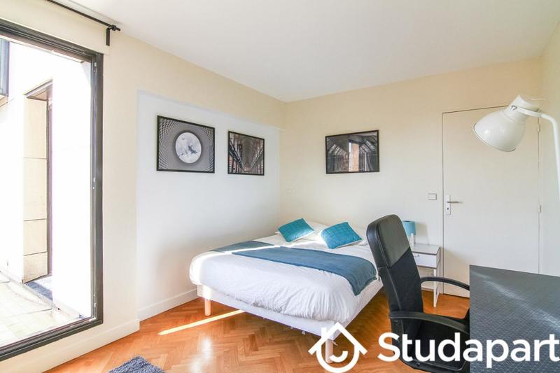 Chambre - 11 m² - 1 pièce