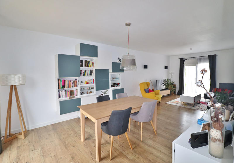 Villa - 137 m² - 6 pièces