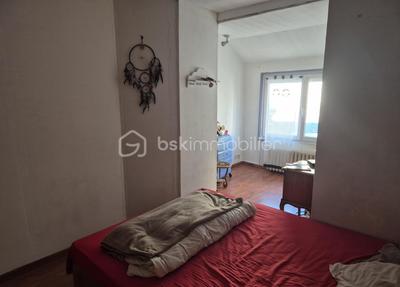 Maison - 91 m² - 5 pièces