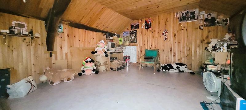 Maison - 168 m² - 10 pièces