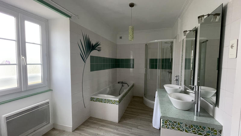 Maison - 160 m² - 7 pièces