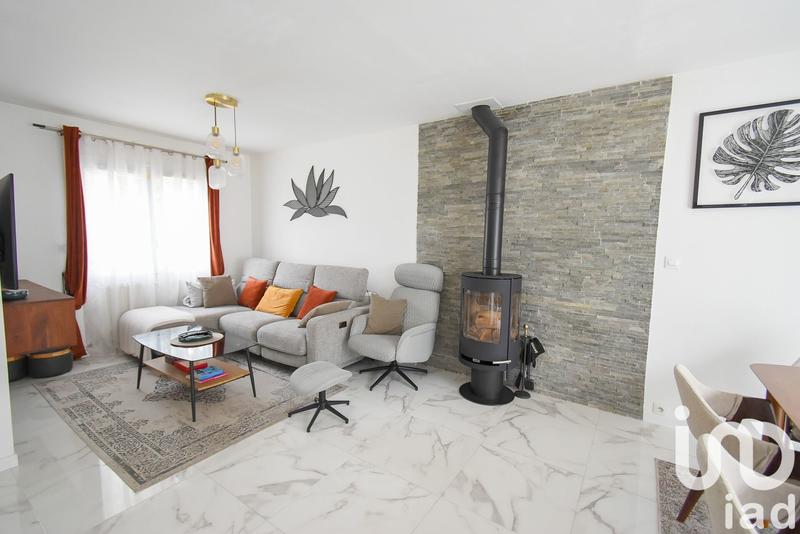 Maison - 97 m² - 5 pièces