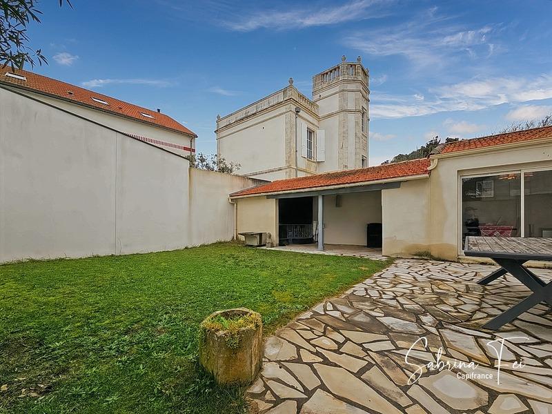 Maison - 86 m² - 4 pièces