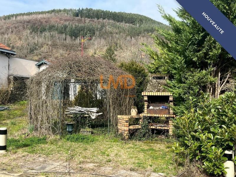 Maison - 274 m² - 9 pièces