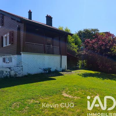 Maison - 97 m² - 4 pièces