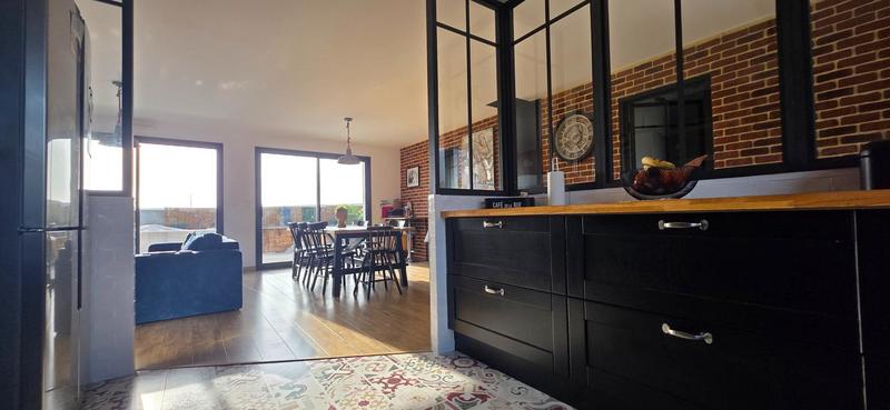 Maison - 105 m² - 5 pièces