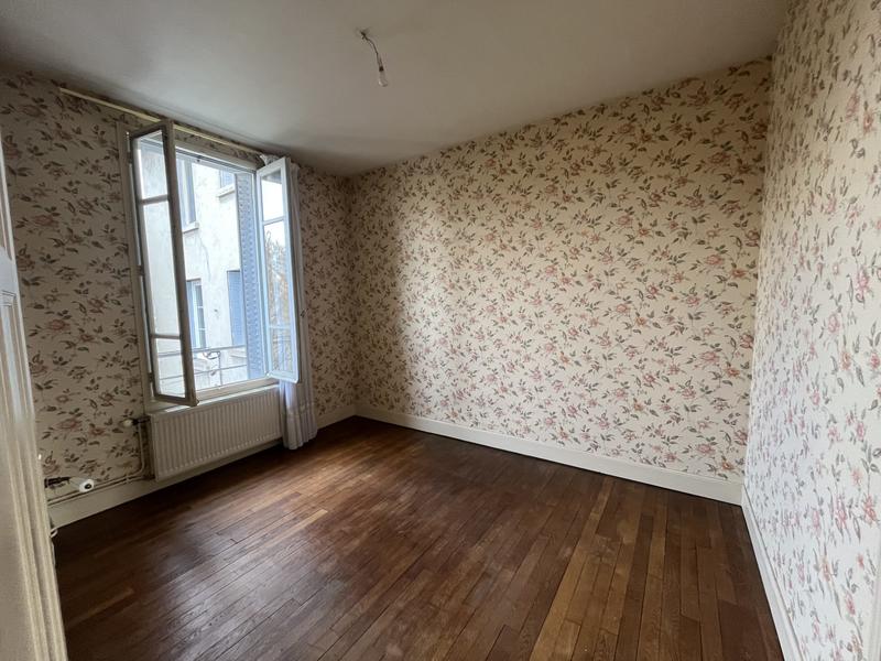 Appartement - 100 m² - 5 pièces