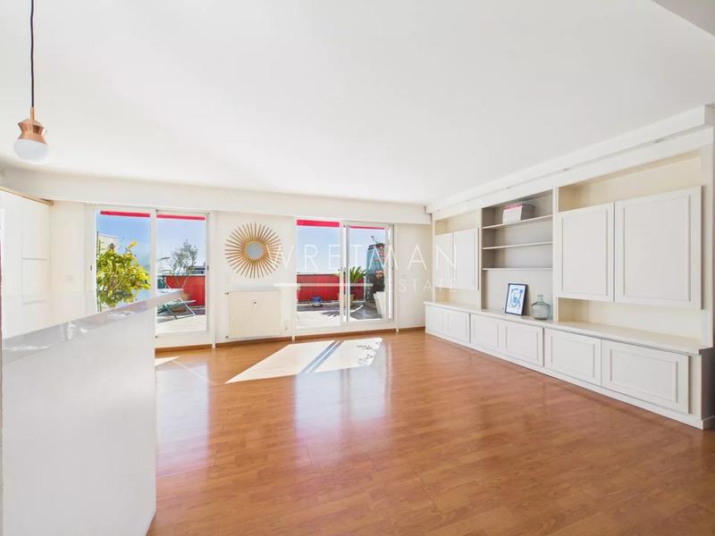 Appartement - 85 m² - 4 pièces