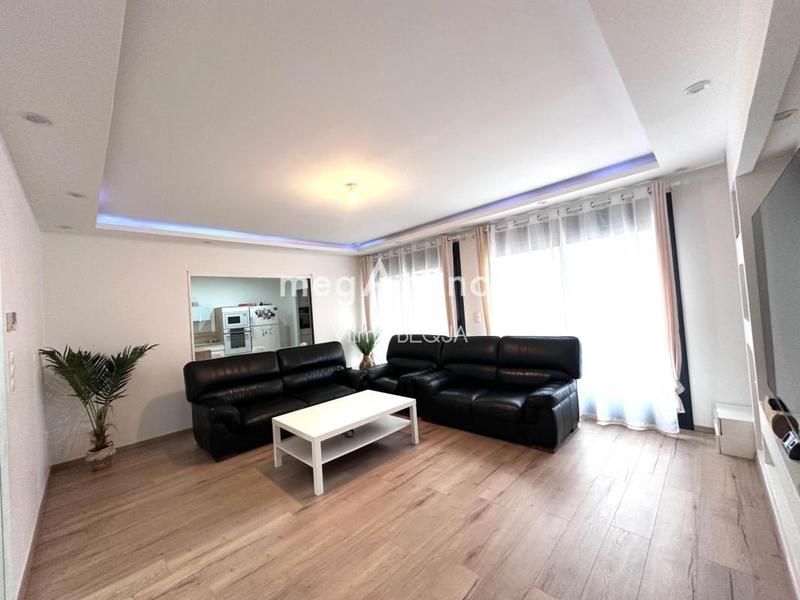 Maison - 180 m² - 5 pièces