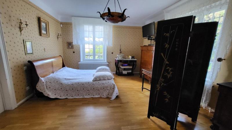 Maison - 508 m² - 16 pièces