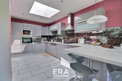 Maison - 83 m² - 4 pièces