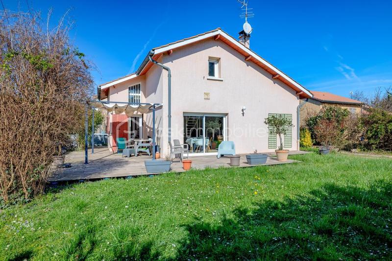 Maison - 120 m² - 5 pièces