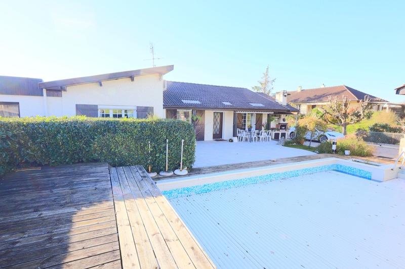 Maison - 191 m² - 6 pièces