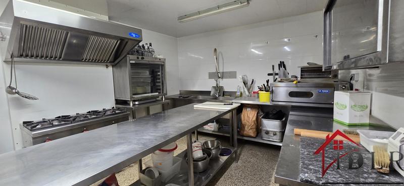 Fonds de commerce - Local commercial - 200 m²