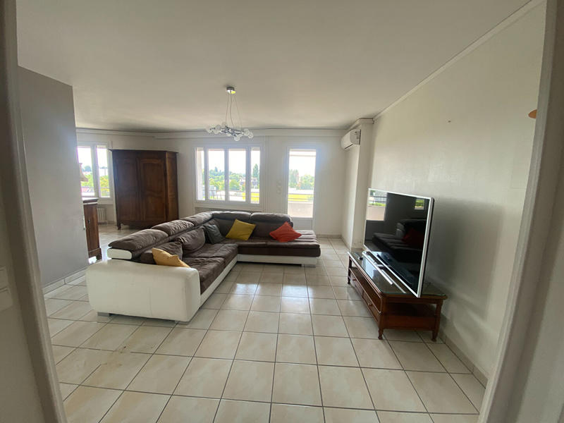 Appartement - 98 m² - 3 pièces